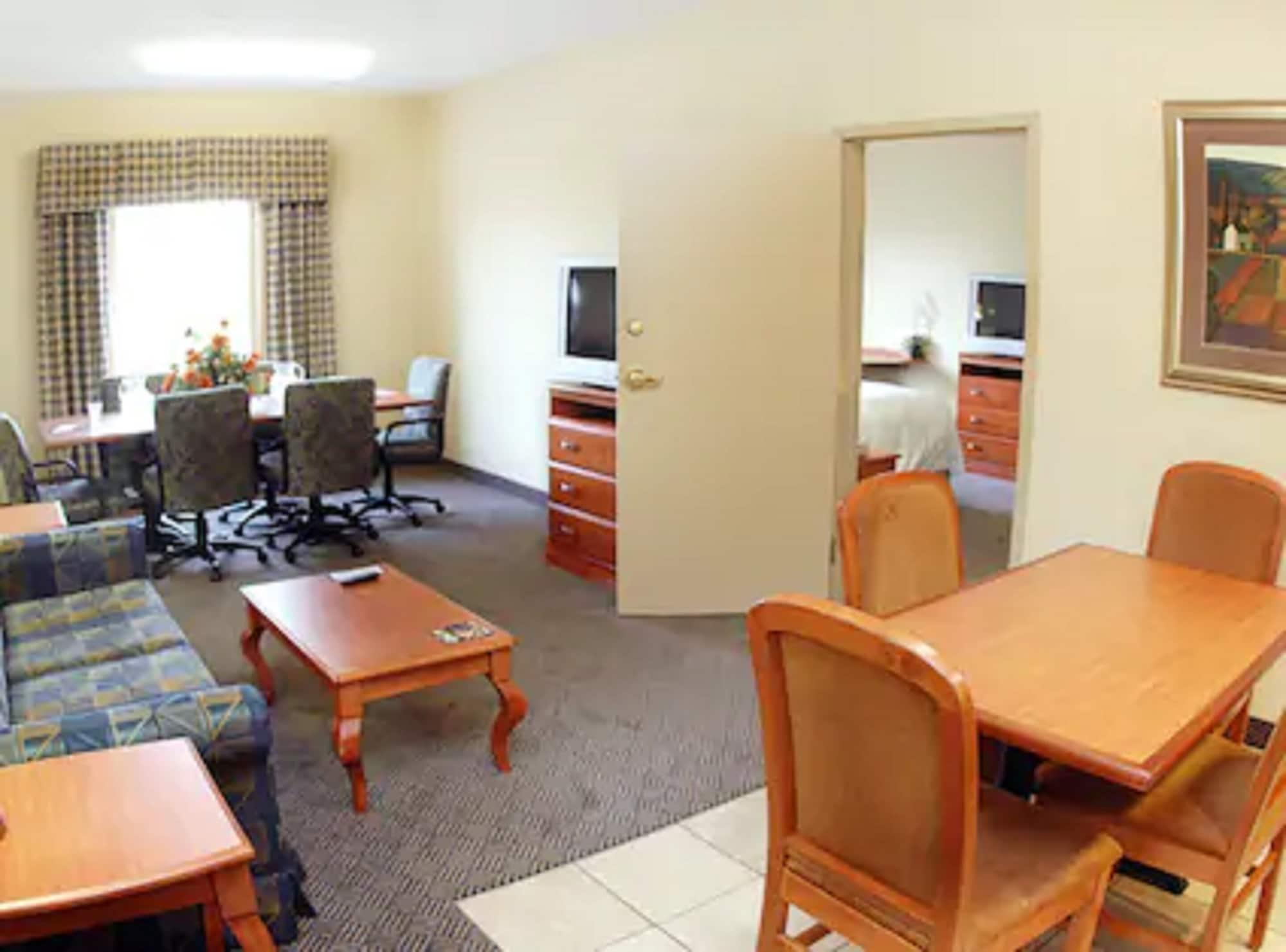 Hotel Hampton